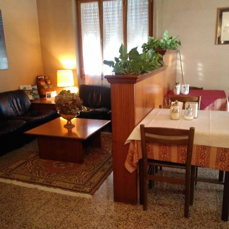 Hotel Elena Верона Екстериор снимка